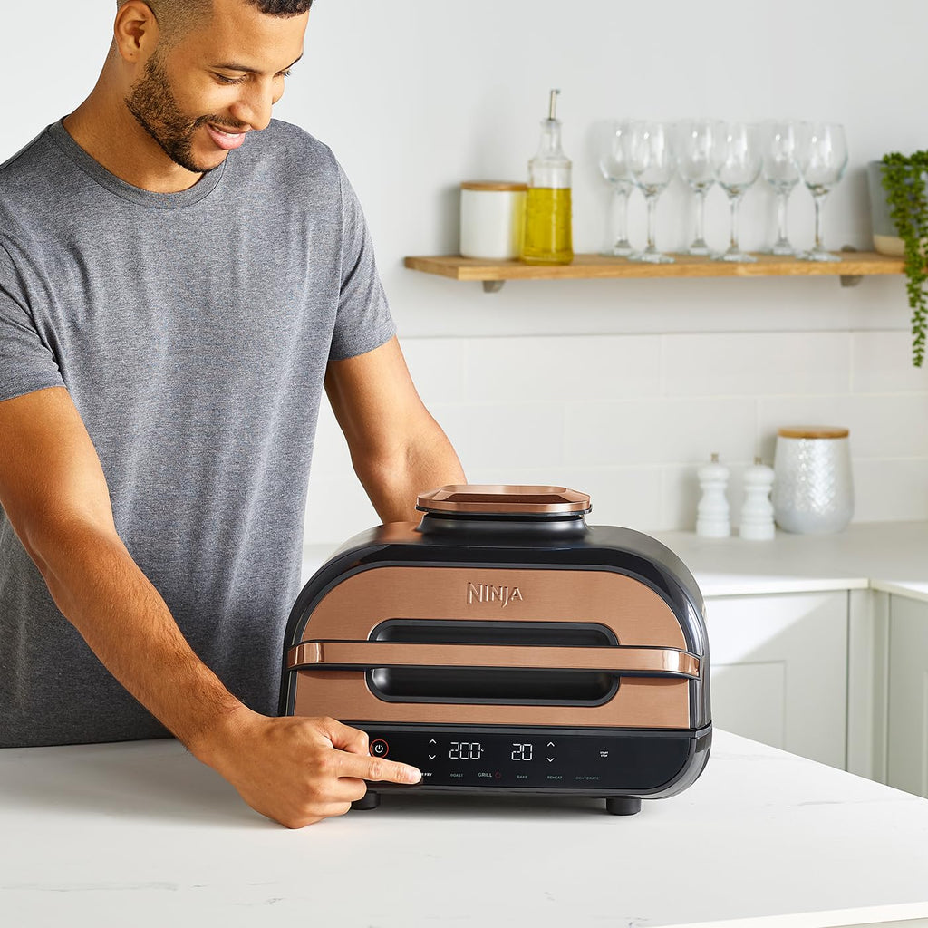 Ninja Foodi MAX PRO Grill, płaska płyta i frytkownica beztluszczowa z cyfrową sondą kuchenną i termometrem, 3,8 l, 7 funkcji gotowania w 1, części można myć w zmywarce, srebrno/czarny, AG651EU