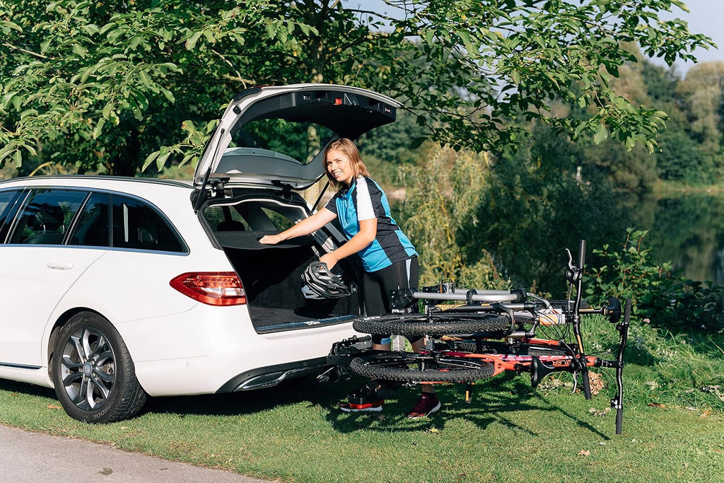 Westfalia-Automotive Bikelander Bagażnik Rowerowy Na Hak | W zestawie torba | 3 Rowery | Kompatybilny z rowerami elektrycznymi | Składany | Hybrydowe światła LED