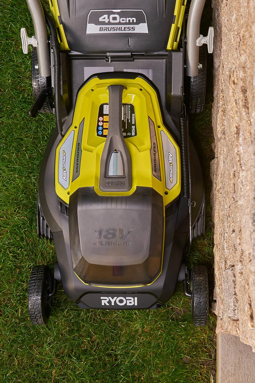 Ryobi Kosiarka 18 V, ‎RY18LMX40A-150, Silnik Bezszczotkowy, Szerokość Koszenia 40 cm, Regulacja Wysokości Koszenia, min. 25 mm, maks. 70 mm, Funkcja Mulczowania, Teleskopowa Rękojeść