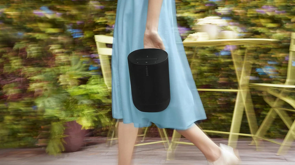 Sonos Move 2 | Bezprzewodowy głośnik przenośny z Wi-Fi, Bluetooth, Amazon Alexą, 24 godzinami pracy na akumulatorze, indukcyjną podstawą ładującą - Biały