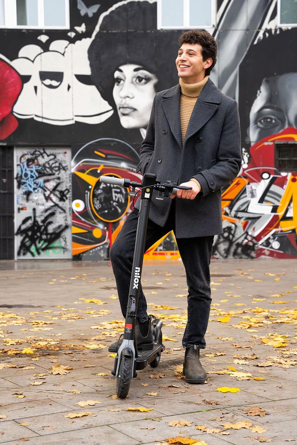 Nilox S1 E-Scooter silnik 350 W, hulajnoga elektryczna, tempomat, Smart Display, elektroniczny hamulec przedni i tylny hamulec tarczowy