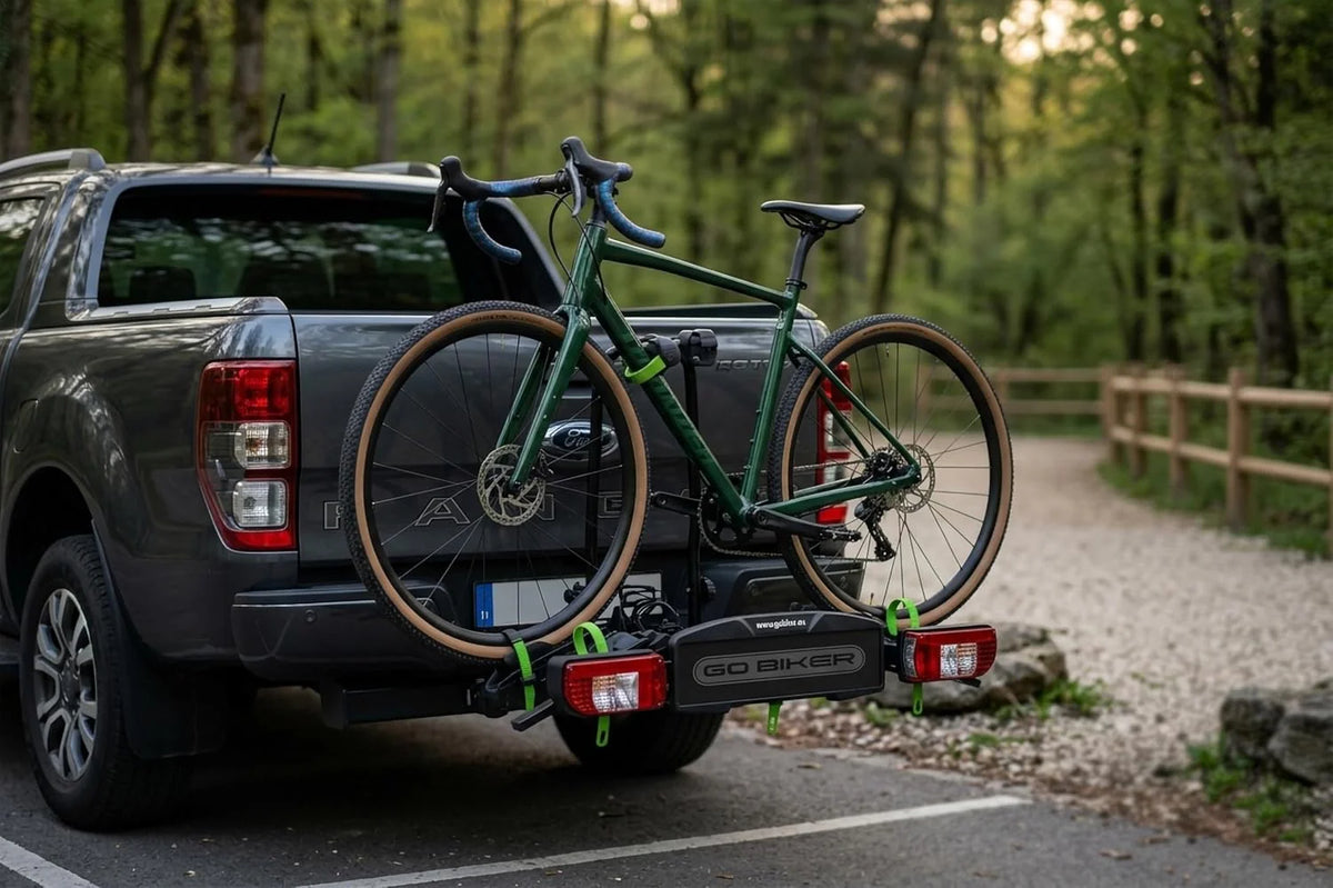Easy-Move bagażnik rowerowy na 2 rowery elektryczne, składany i przechylany, ochrona przed kradzieżą do rowerów i bagażników rowerowych, 7- i 13-biegunowe światła, maks. obciążenie 60 kg