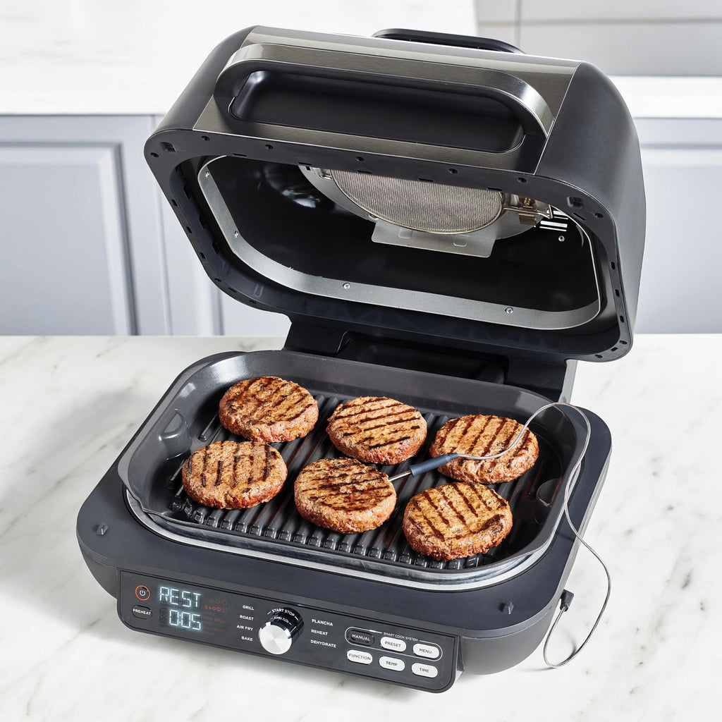 Ninja Foodi MAX PRO Grill, płaska płyta i frytkownica beztluszczowa z cyfrową sondą kuchenną i termometrem, 3,8 l, 7 funkcji gotowania w 1, części można myć w zmywarce, srebrno/czarny, AG651EU