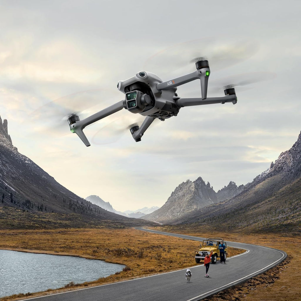 DJI Air 3 Fly More Combo ze zdalnym kontrolerem DJI RC-N2, dron z kamerą dla dorosłych 4K HDR, podwójne aparaty główne średniej wielkości tele i szerokokątne, maks. czas lotu 46-Min, O4