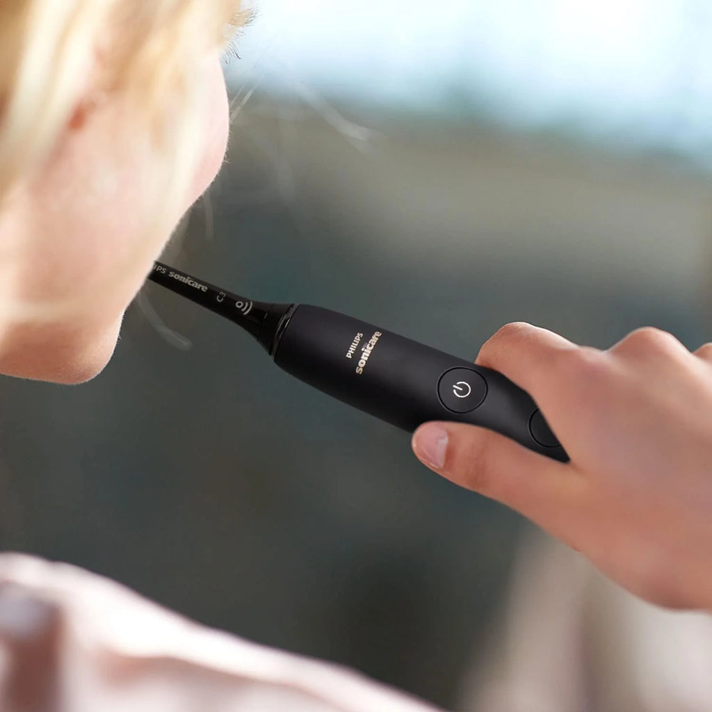 Philips Sonicare DiamondClean 9000, elektryczna szczoteczka soniczna z aplikacją, czujnik nacisku, szklanka do ładowania, kolor czarny i różowe złoto, podwójne opakowanie, model HX9914/57