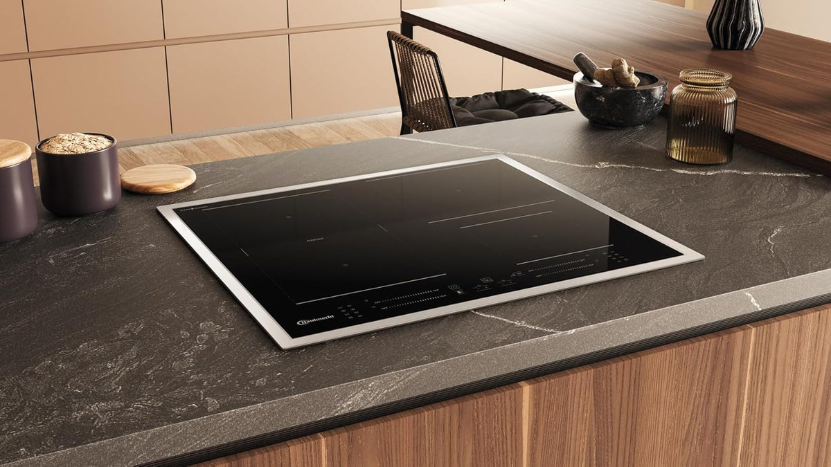 Bauknecht BS 5460C CPFT indukcyjna funkcja wzmacniacza płyty grzewczej, CleanProtect-Touch Control, sterowanie Flexi Duo-Simmer, wskaźnik ciepła resztkowego