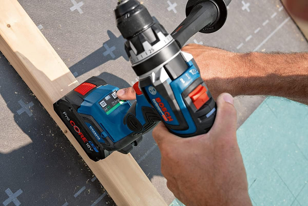 Bosch Professional system 18V: akumulatorowa wiertarko-wkrętarka udarowa BITURBO GSB 18V-150 C (maksymalny moment obrotowy 150 Nm)